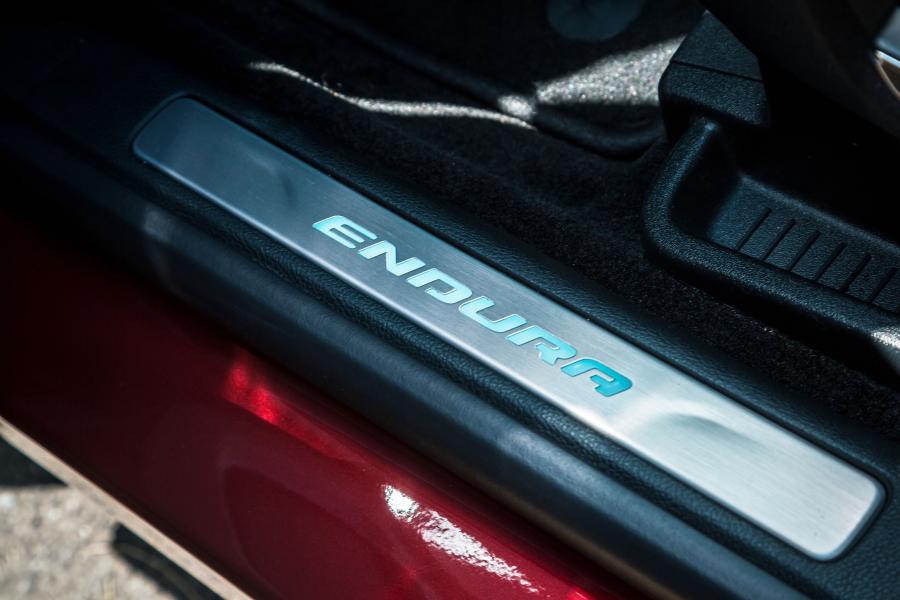 Детали интерьера Ford Endura Titanium 2018 года  (фото 5 из 32)
